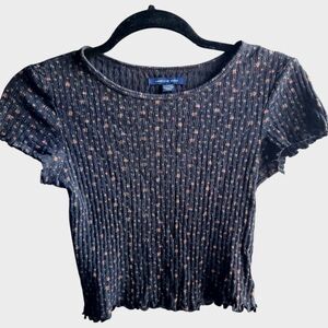 American Eagle Outfitters Ribbed Short Sleeve Top with Pink Floral Dots